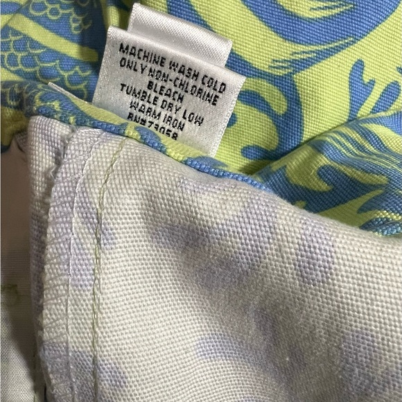 Talbots Women's Sz 10 Green/Blue Fish Vtg Print Stretch Cropped Capri Pants - Picture 7 of 8